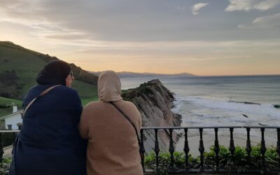 Turisten pare Zumaian