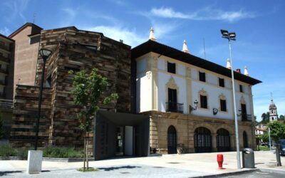 Visita a la biblioteca de Azkoitia